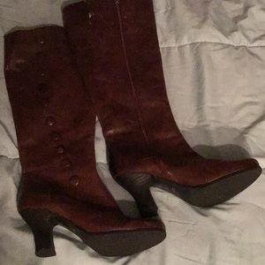 Red leather kneee boots